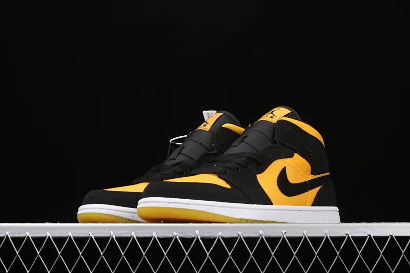 All categories Air Jordan Jordan series basketball shoes Air Jordan 1 Mid Air Jordan Mid AJ1 Joe 1 Hornet Zhongbang series basketball shoes CD6759-007